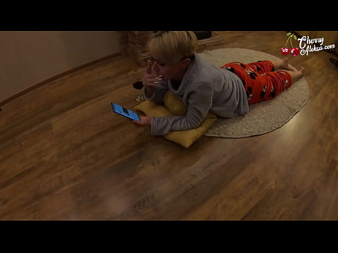 ❤️ Gekke Blondine Pijpt Enorme Pik en Stuitert Er Op - Anale Seks ❤ Fuck video at nl.pornxlxx.ru ️❤